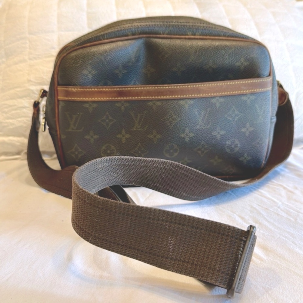 Auth Louis Vuitton Reporter PM Crossbody #1211L20